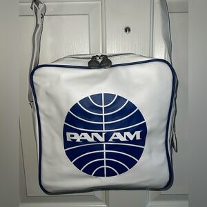 Pan Am “Innovator” Original Travel Bag White/ with Drk Blue Graphics and Trim